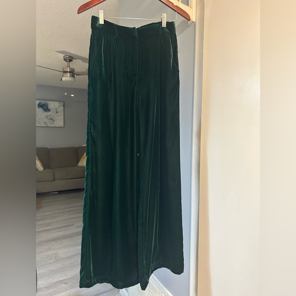 Gibson Latimer Dark Green Velvet Wide Leg Pants